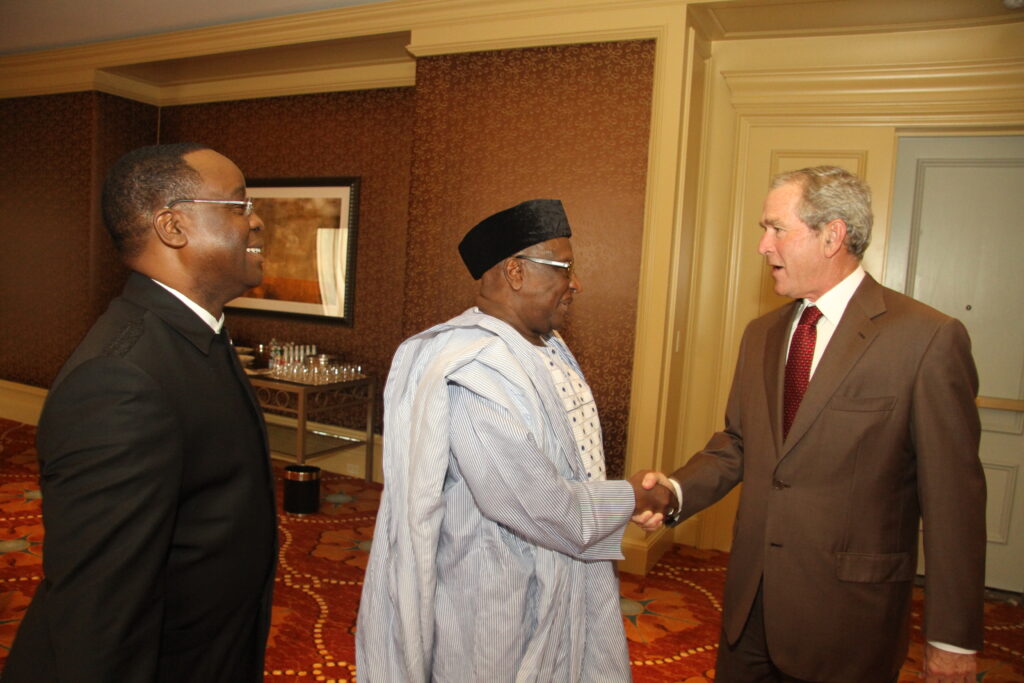 archive levi ajuonuma alhaji bamanga tukur and president george bush jnr at abr otc houston texas